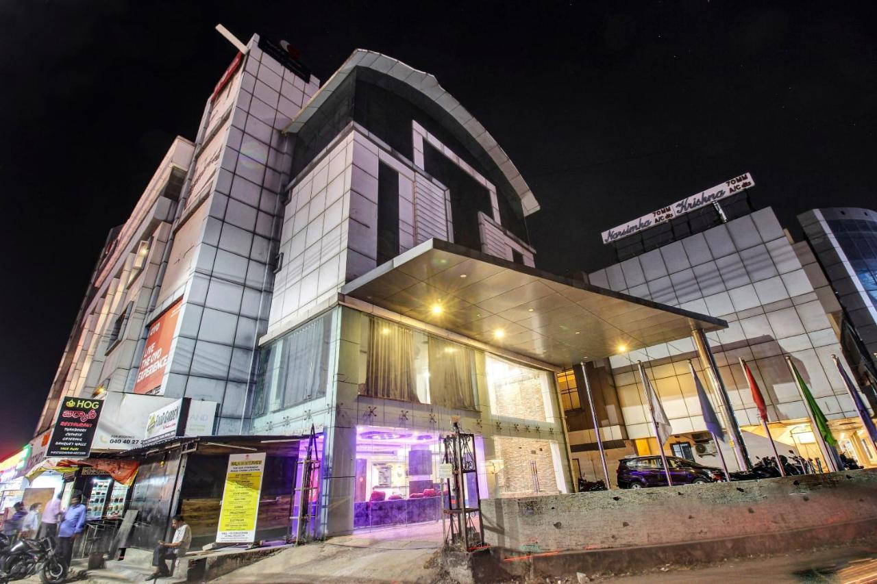 Oyo Townhouse 707 Grand Krishna Hyderabad Exterior photo